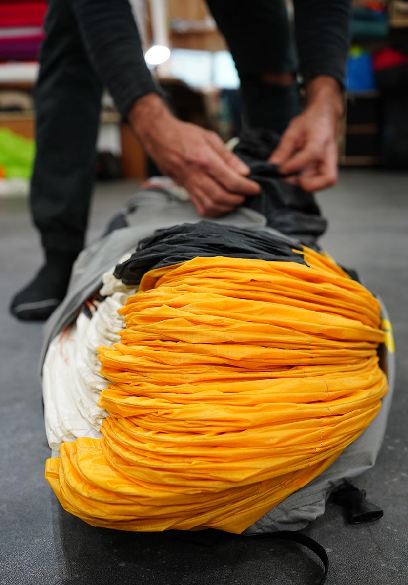 pliage-voile-parapente-atelier-volant-02